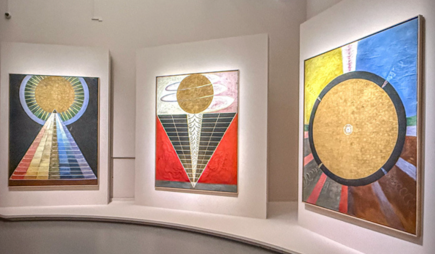 You are currently viewing Hilma af Klint : les peintures du Temple au Grand Palais